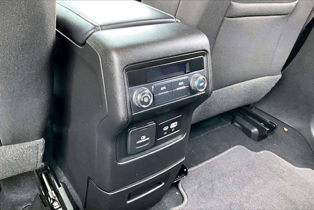 Thumbnail: 2021 GMC Acadia - 26