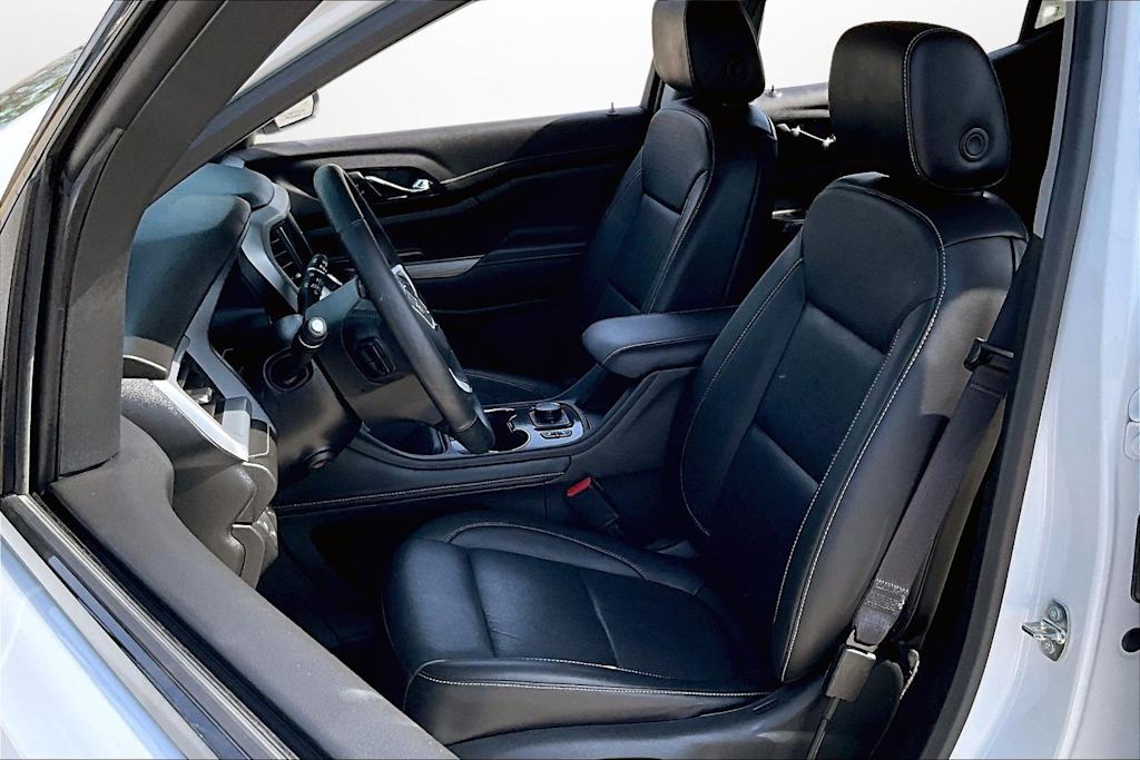 Thumbnail: 2023 GMC Acadia - 9