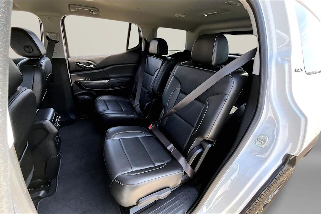 Thumbnail: 2023 GMC Acadia - 10