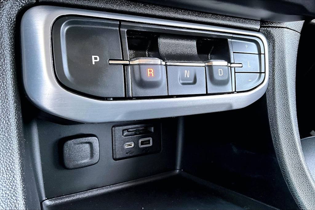 Thumbnail: 2023 GMC Acadia - 24