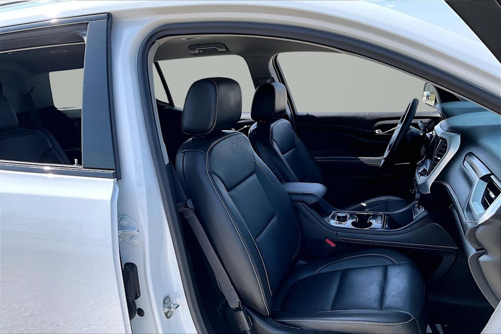 Thumbnail: 2023 GMC Acadia - 8