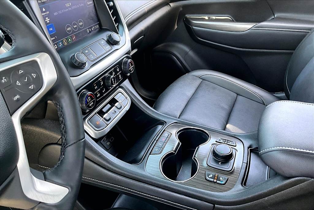 Thumbnail: 2023 GMC Acadia - 14