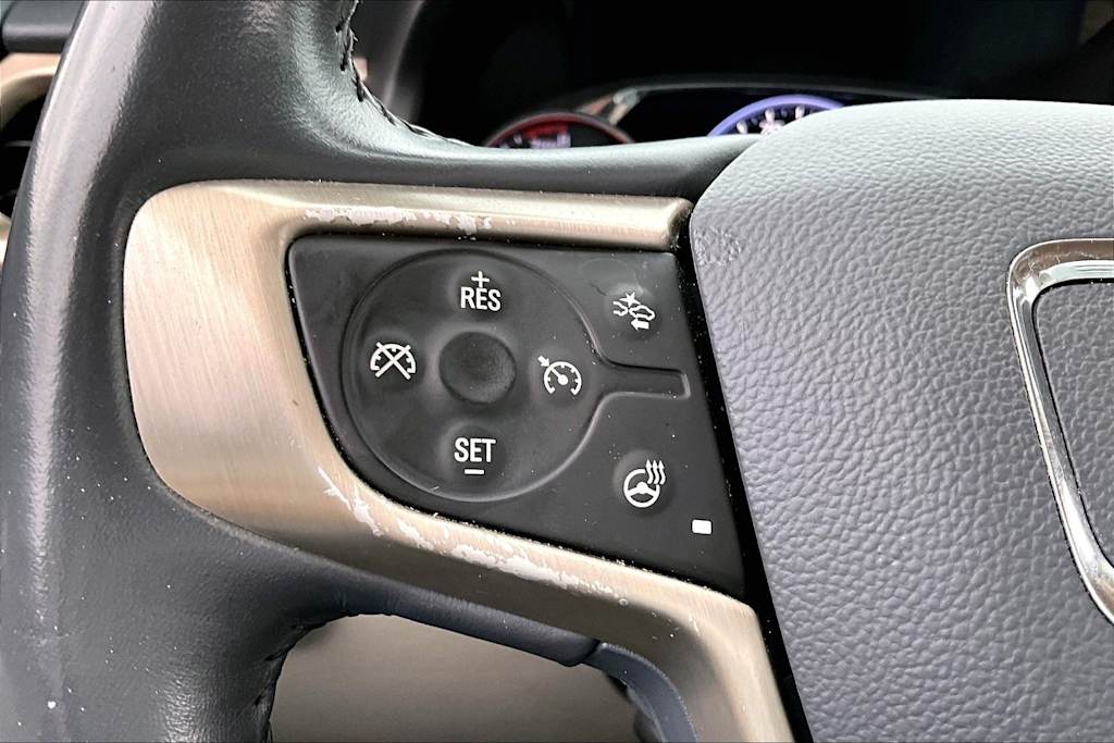 Thumbnail: 2020 GMC Acadia - 21