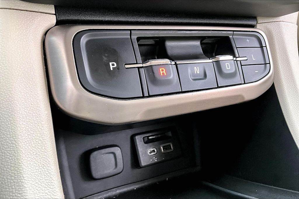 Thumbnail: 2020 GMC Acadia - 24