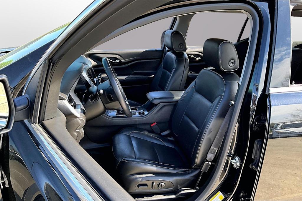 Thumbnail: 2019 GMC Acadia - 25