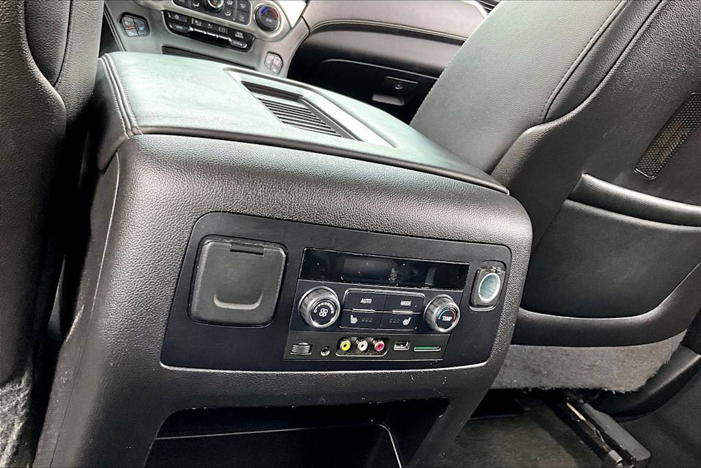 Thumbnail: 2016 GMC Yukon - 25