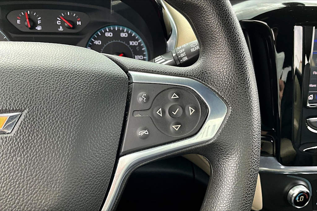 Thumbnail: 2022 Chevrolet Traverse - 23