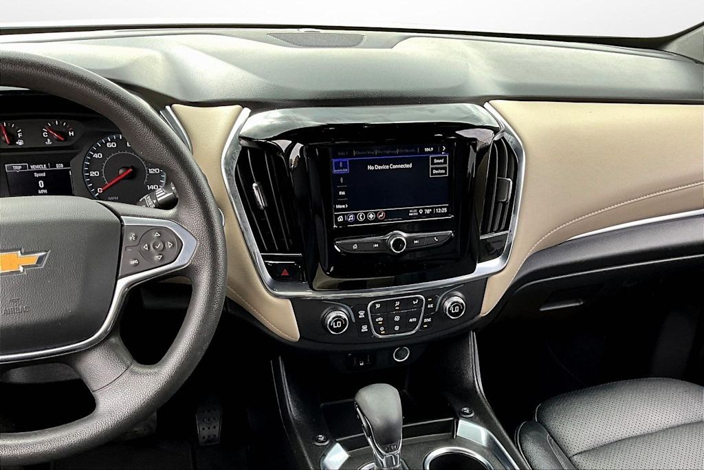 Thumbnail: 2022 Chevrolet Traverse - 7