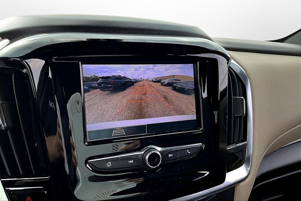 Thumbnail: 2022 Chevrolet Traverse - 13