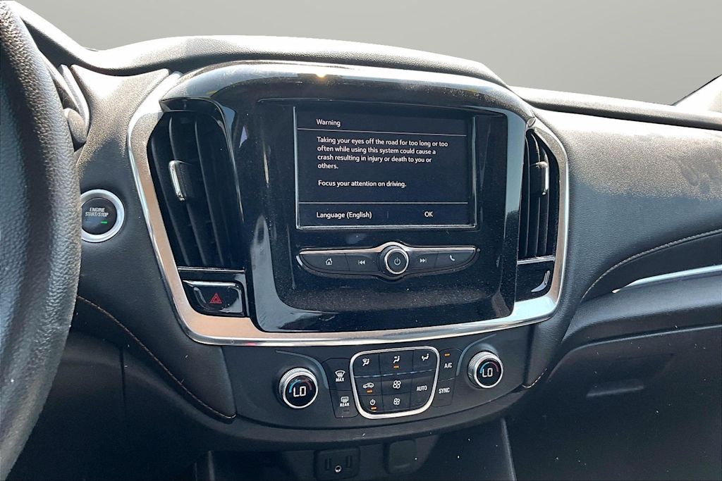 Thumbnail: 2021 Chevrolet Traverse - 11