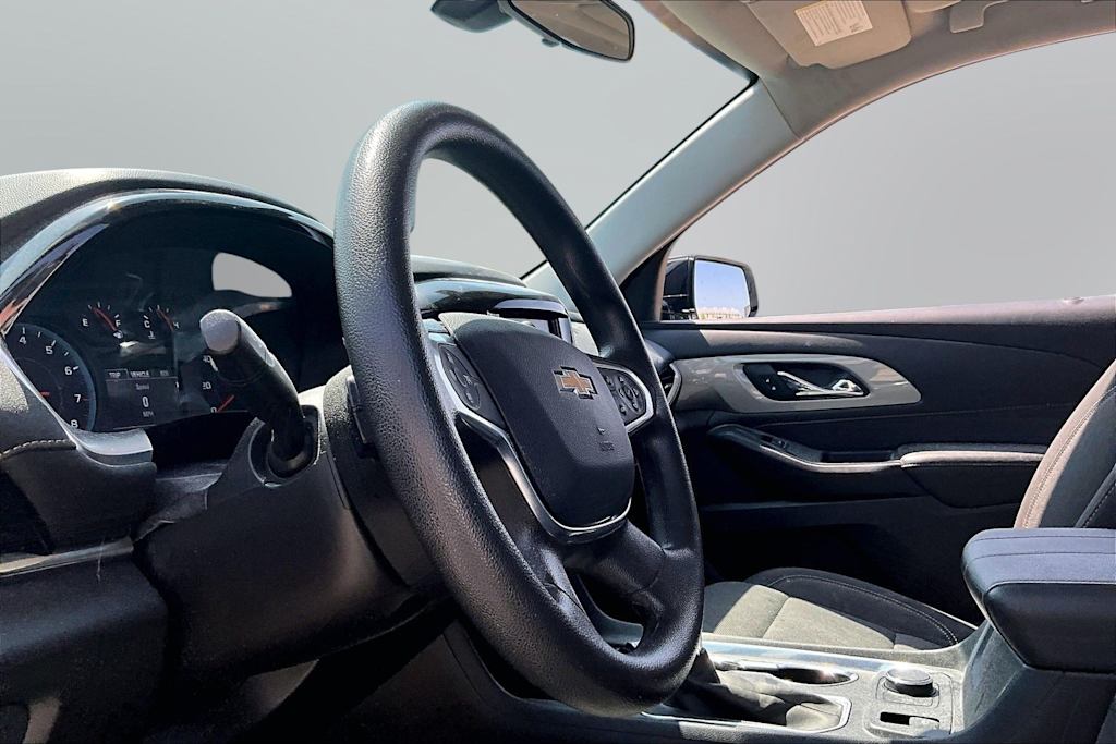 Thumbnail: 2021 Chevrolet Traverse - 7