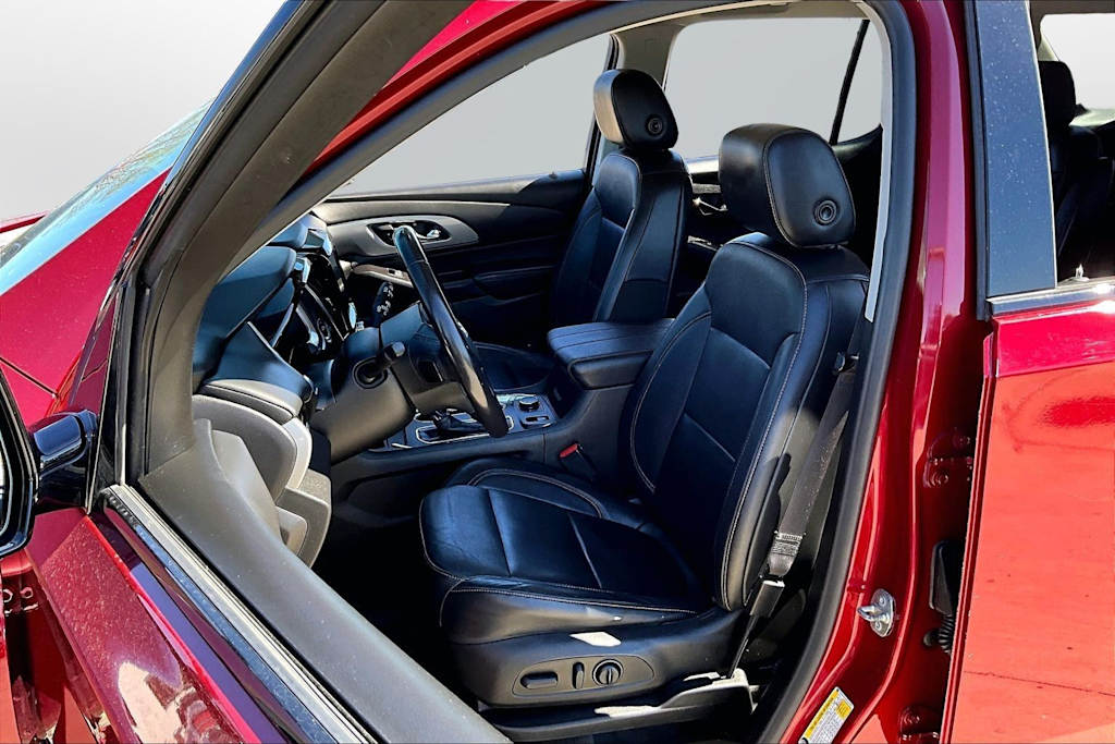 Thumbnail: 2019 Chevrolet Traverse - 27