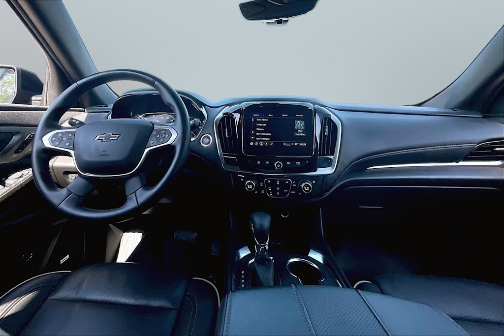 Thumbnail: 2024 Chevrolet Traverse - 11