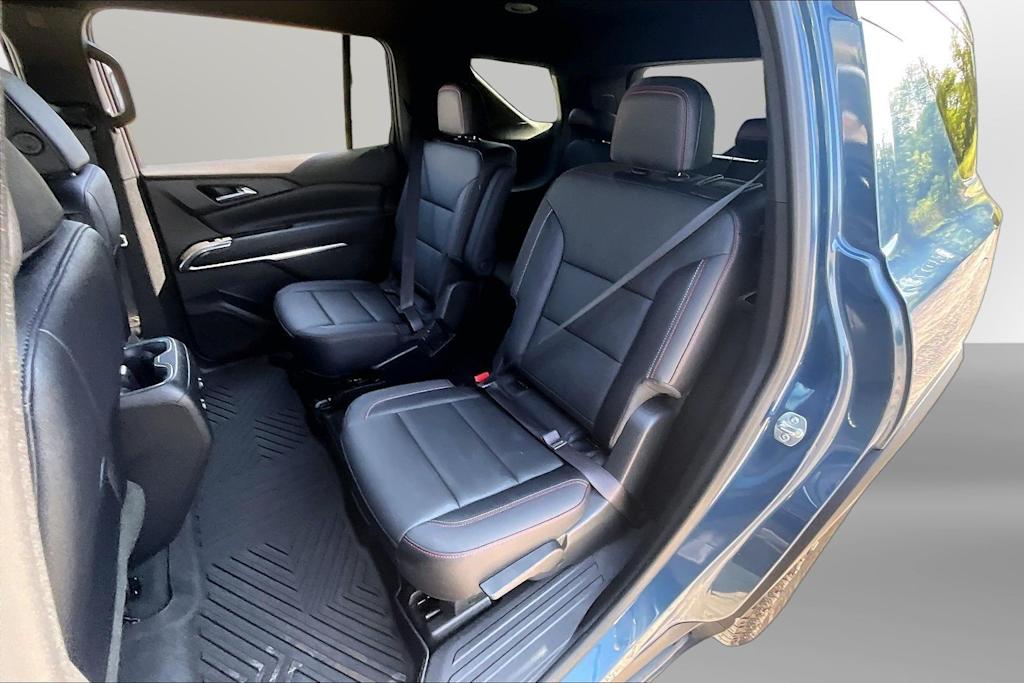 Thumbnail: 2025 Chevrolet Traverse - 10