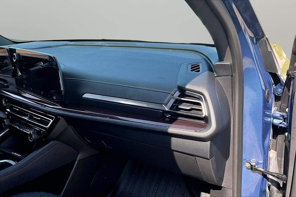 Thumbnail: 2025 Chevrolet Traverse - 20