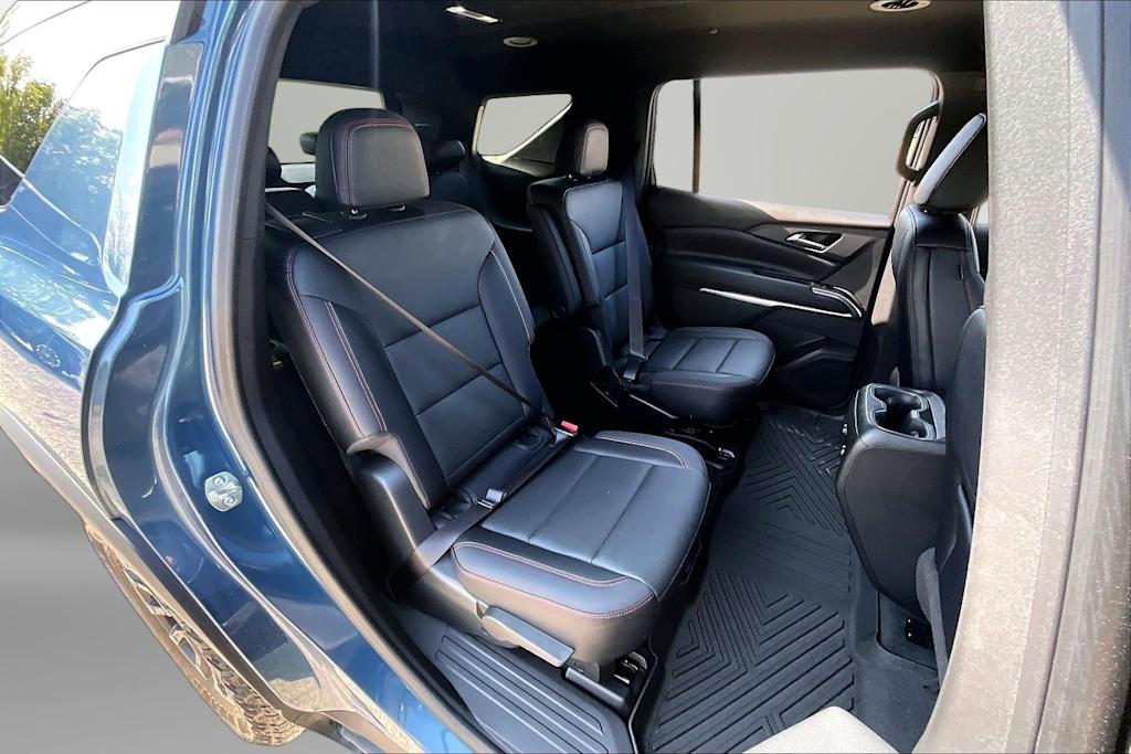 Thumbnail: 2025 Chevrolet Traverse - 27