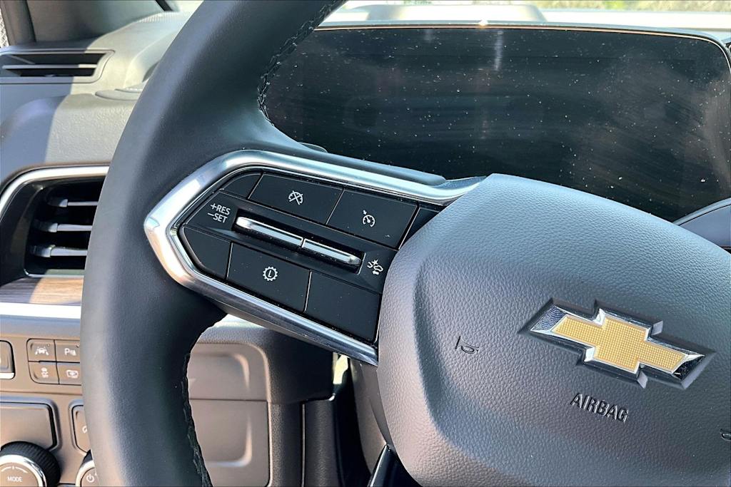 Thumbnail: 2025 Chevrolet Tahoe - 24