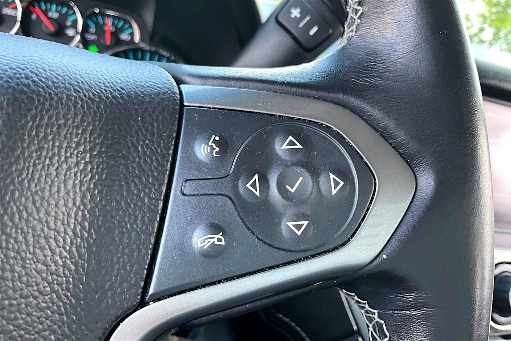Thumbnail: 2019 Chevrolet Tahoe - 22