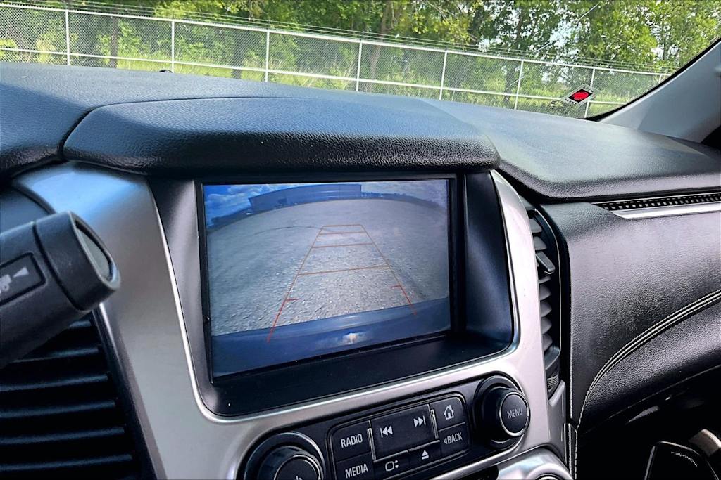 Thumbnail: 2019 Chevrolet Tahoe - 23