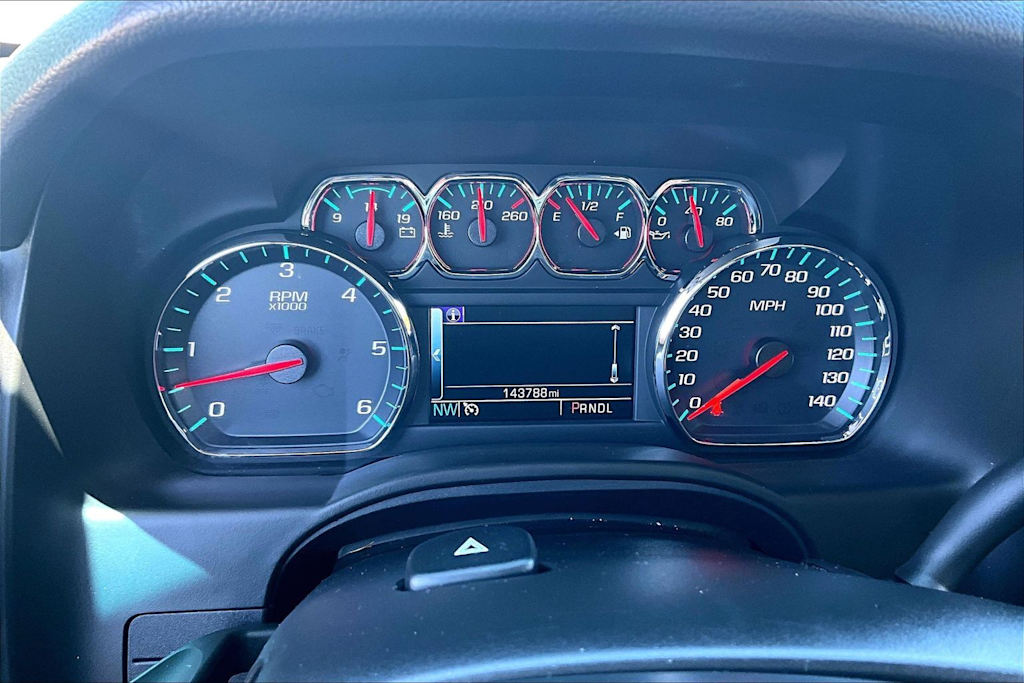 Thumbnail: 2019 Chevrolet Tahoe - 15