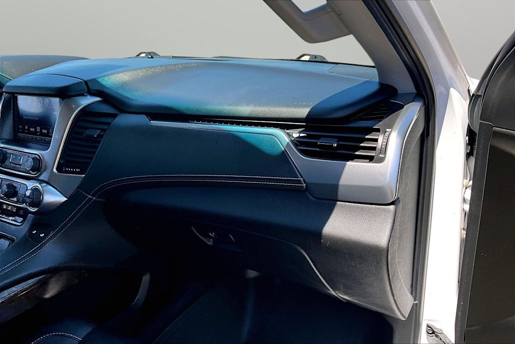 Thumbnail: 2019 Chevrolet Tahoe - 20