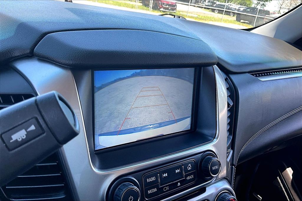 Thumbnail: 2019 Chevrolet Tahoe - 23