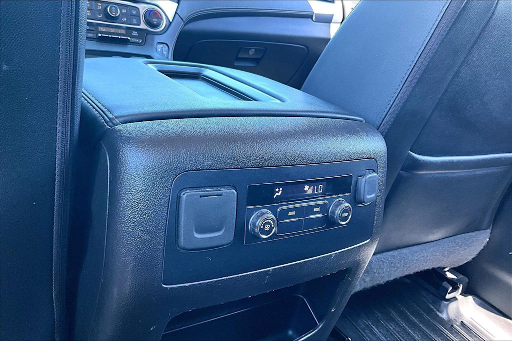 Thumbnail: 2019 Chevrolet Tahoe - 25