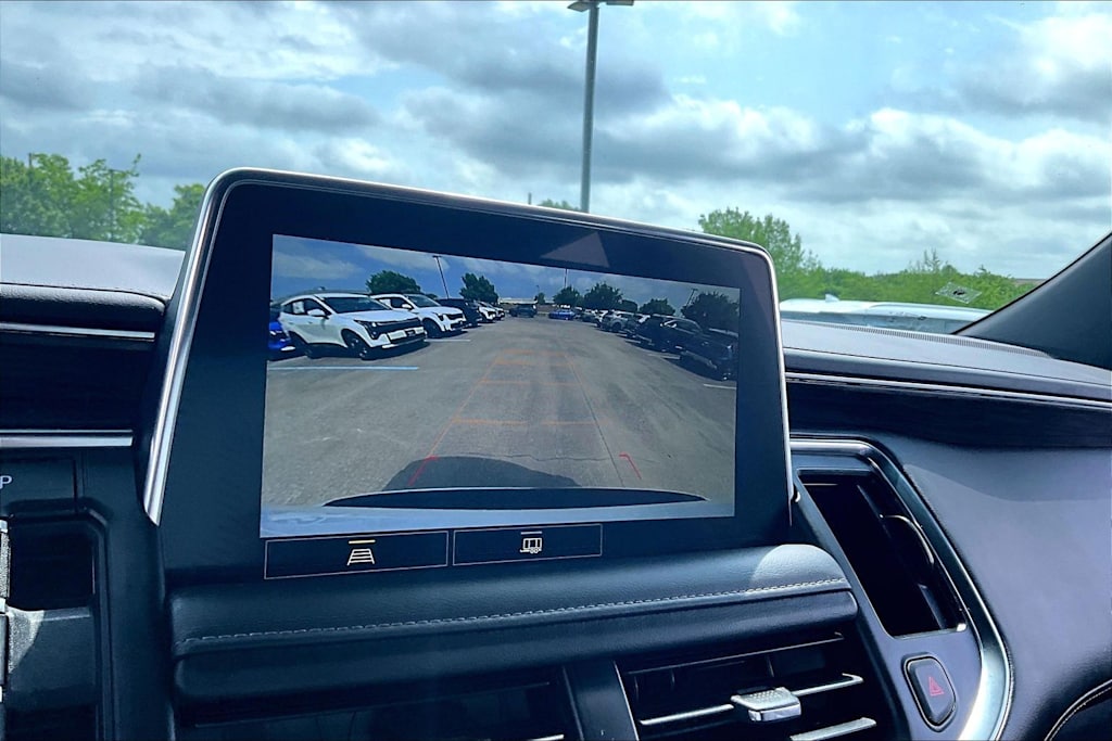 Thumbnail: 2021 Chevrolet Tahoe - 43