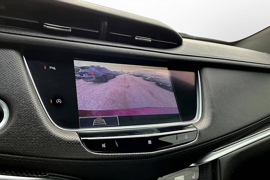 Thumbnail: 2020 Cadillac XT5 - 13