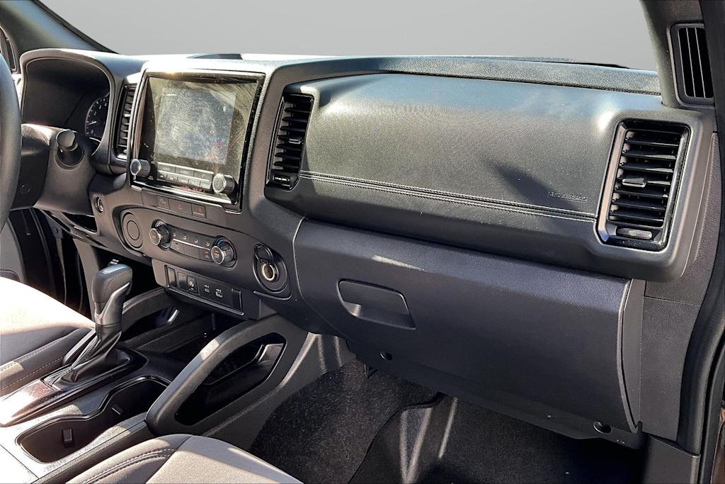 Thumbnail: 2023 Nissan Frontier - 12