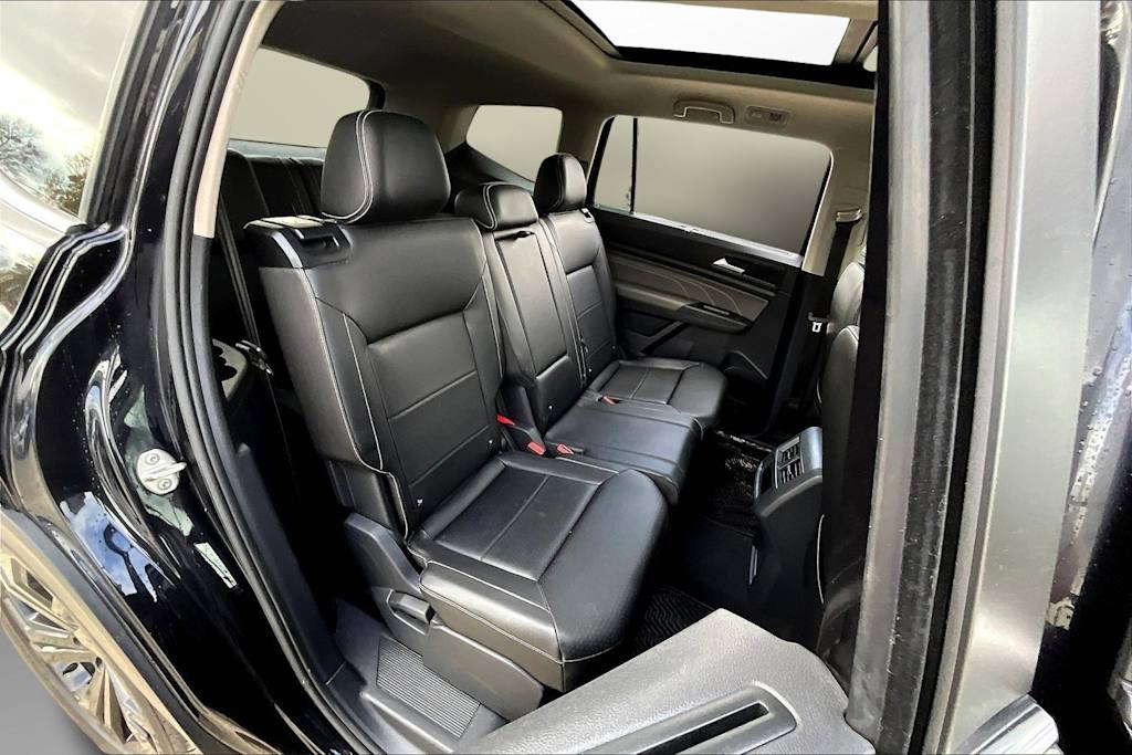 Thumbnail: 2023 Volkswagen Atlas - 30
