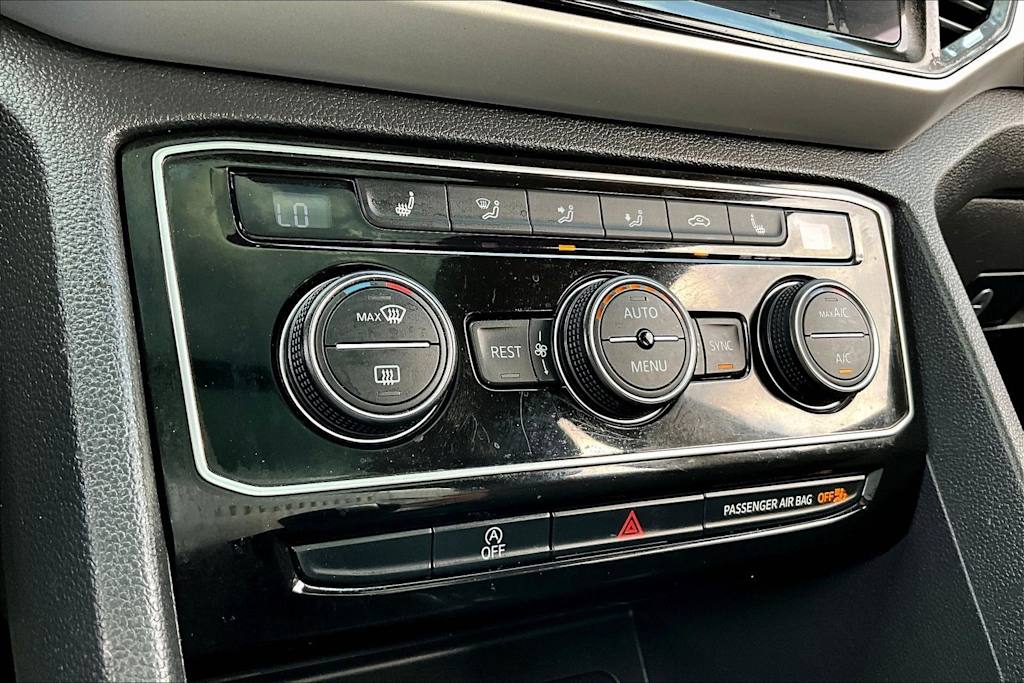 Thumbnail: 2023 Volkswagen Atlas - 29