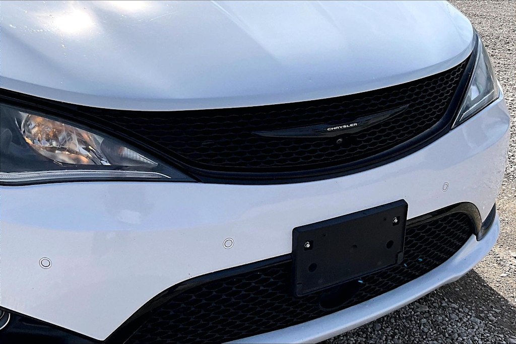 Thumbnail: 2019 Chrysler Pacifica - 26