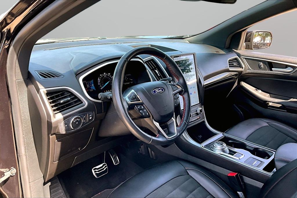 Thumbnail: 2021 Ford Edge - 7