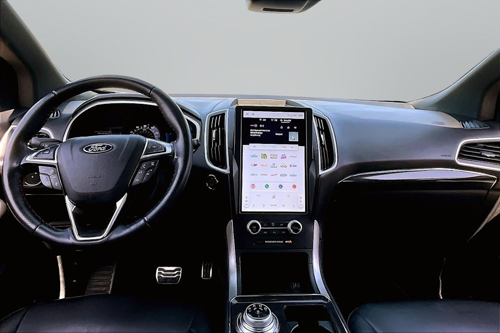 Thumbnail: 2021 Ford Edge - 11