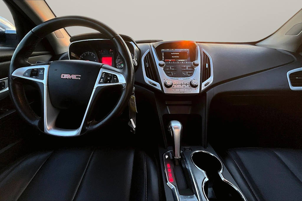 Thumbnail: 2015 GMC Terrain - 11