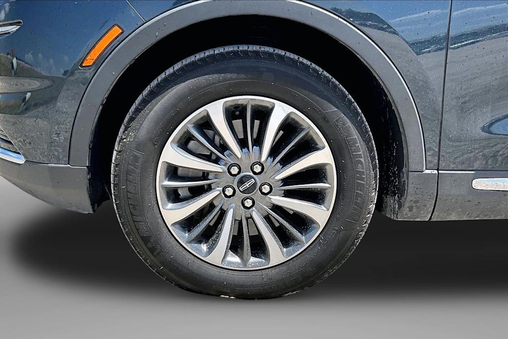 Thumbnail: 2023 Lincoln Nautilus - 6