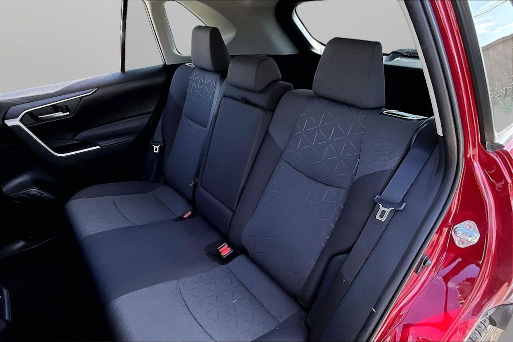 Thumbnail: 2021 Toyota RAV4 - 11