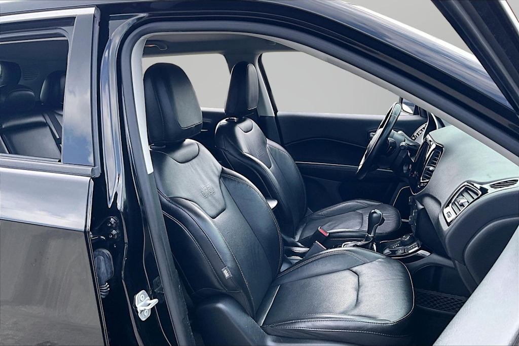Thumbnail: 2021 Jeep Compass - 9
