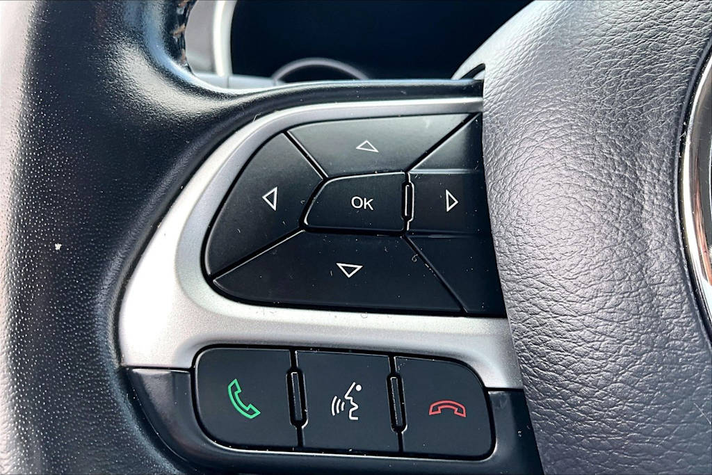 Thumbnail: 2021 Jeep Compass - 20