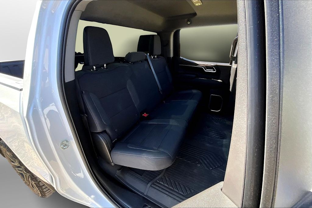 Thumbnail: 2023 Chevrolet Silverado 1500 - 30