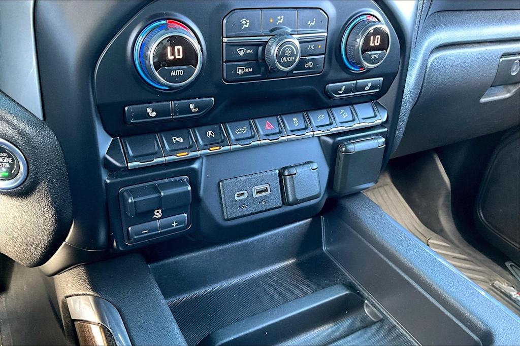 Thumbnail: 2020 Chevrolet Silverado 1500 - 26