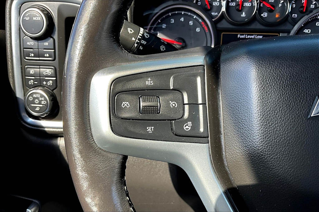 Thumbnail: 2020 Chevrolet Silverado 1500 - 23