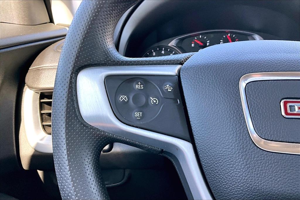 Thumbnail: 2022 GMC Terrain - 22