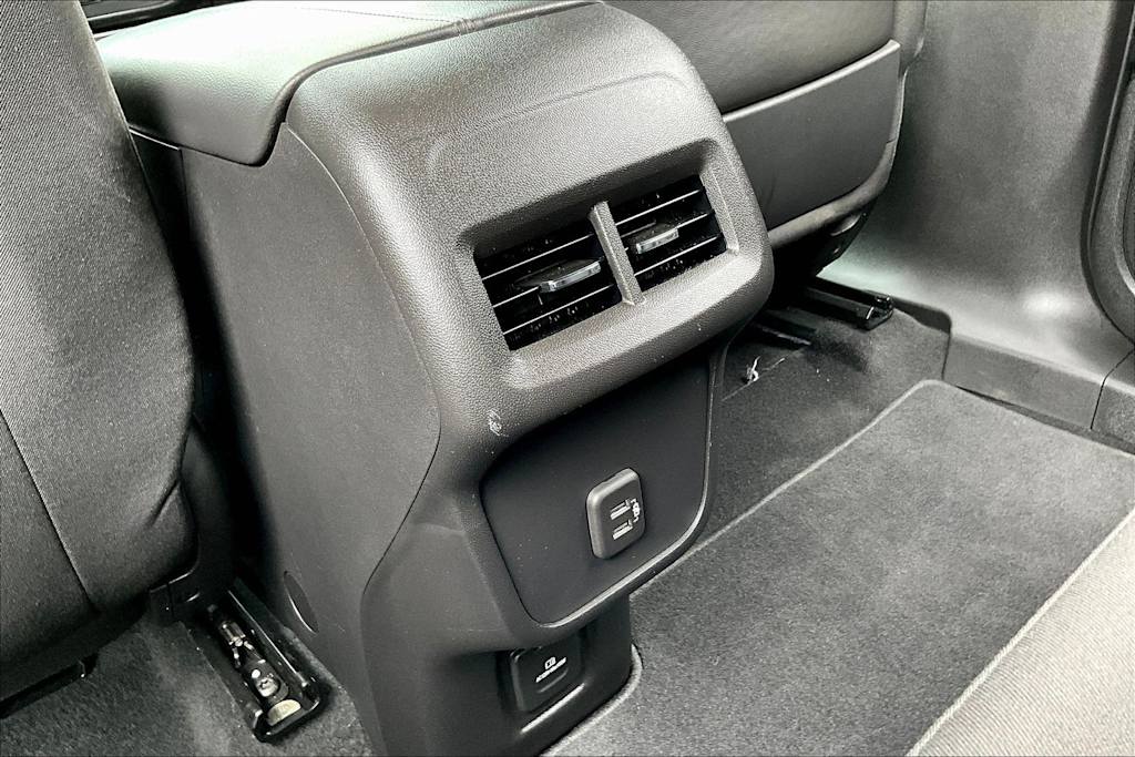 Thumbnail: 2022 GMC Terrain - 25