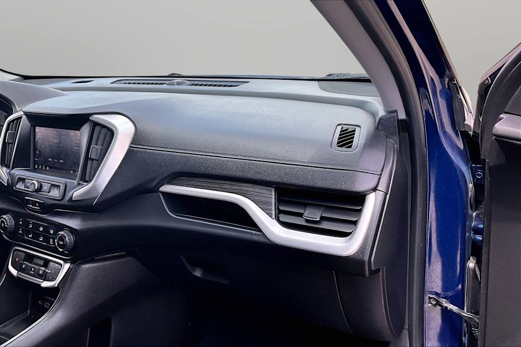 Thumbnail: 2022 GMC Terrain - 18