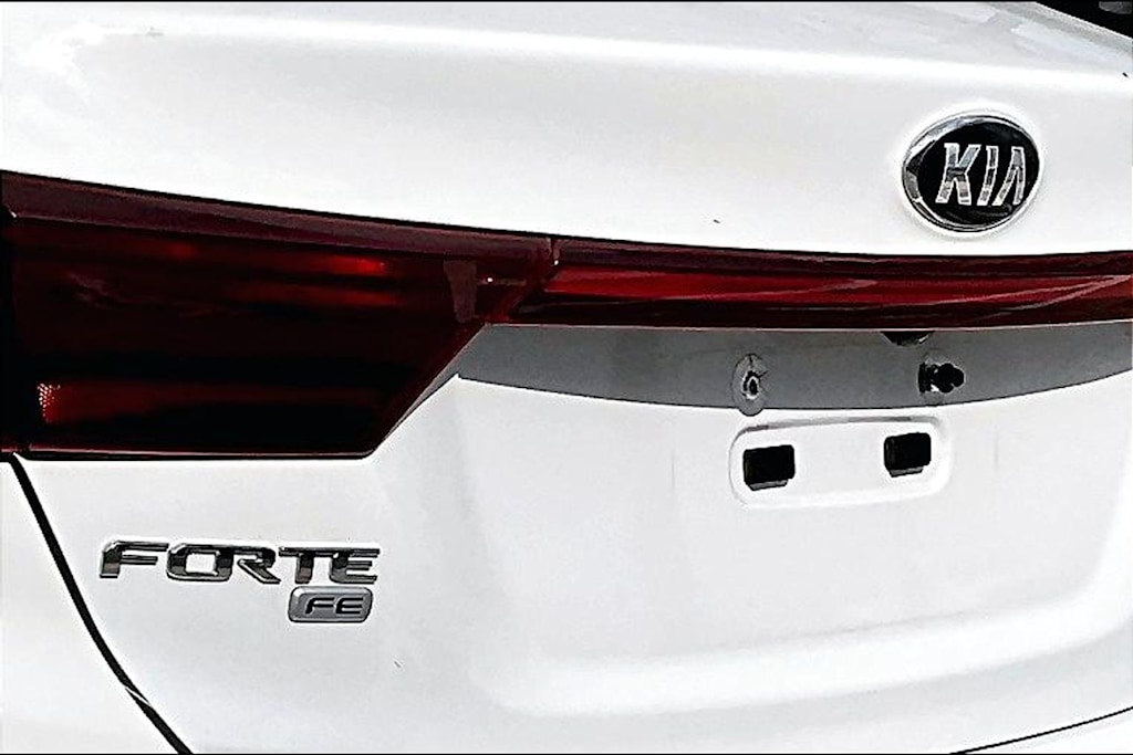 Thumbnail: 2021 Kia Forte - 29