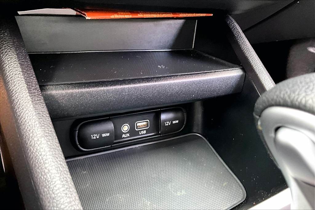 Thumbnail: 2021 Kia Forte - 23