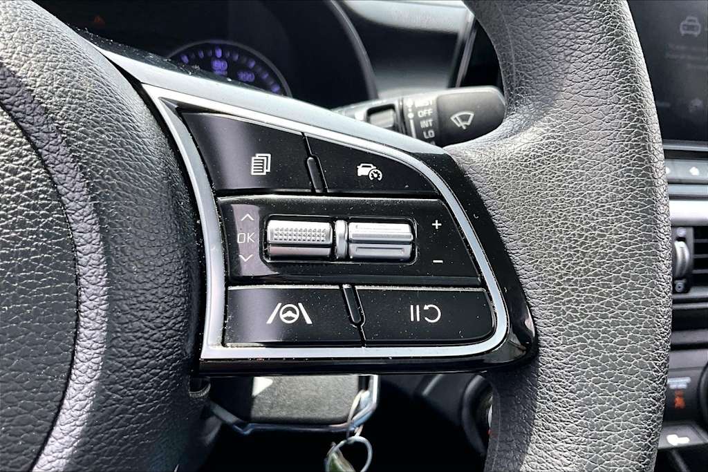 Thumbnail: 2023 Kia Forte - 19