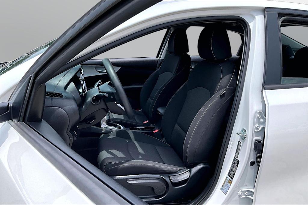 Thumbnail: 2023 Kia Forte - 9
